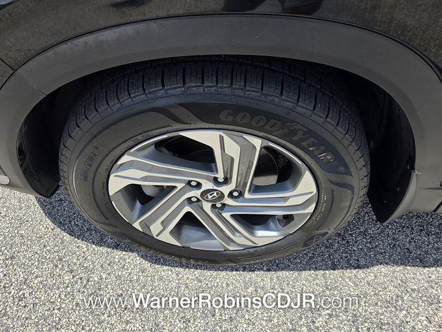 used 2021 Hyundai Santa Fe car, priced at $17,999