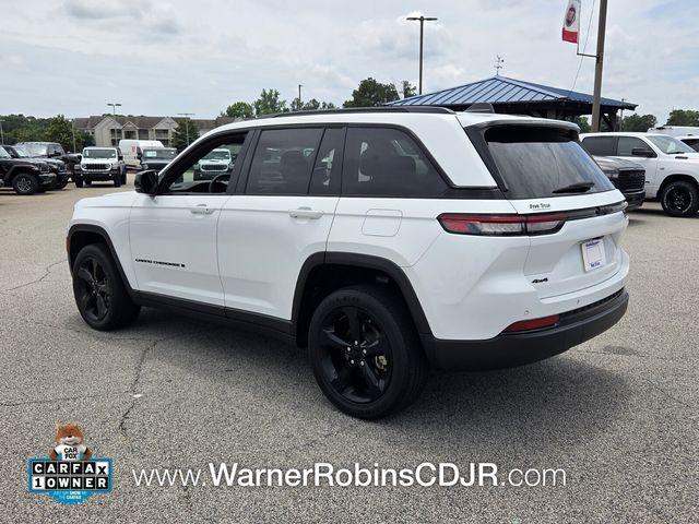 used 2023 Jeep Grand Cherokee car, priced at $30,999