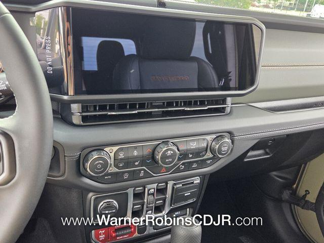 new 2026 Jeep Gladiator car, priced at $55,739