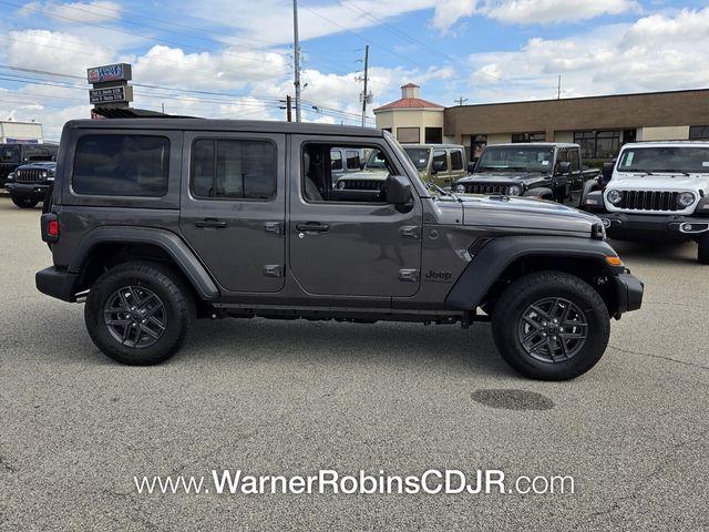new 2026 Jeep Wrangler car, priced at $44,389