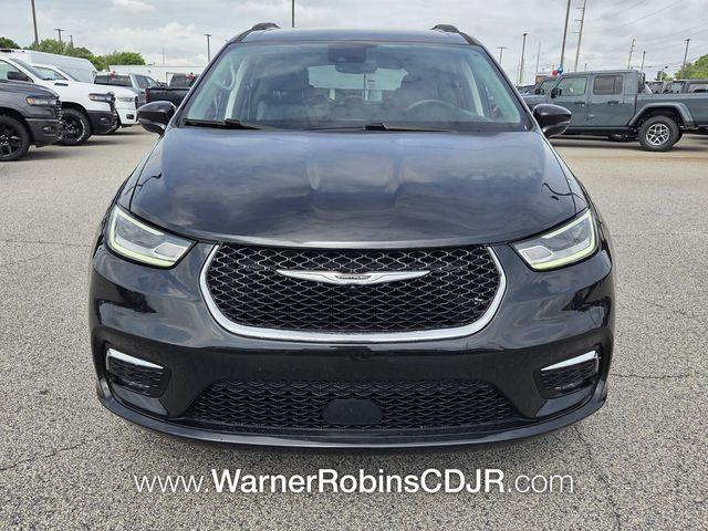 used 2022 Chrysler Pacifica car, priced at $19,999