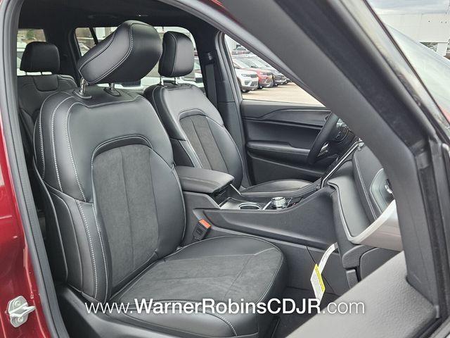 new 2025 Jeep Grand Cherokee L car, priced at $42,566