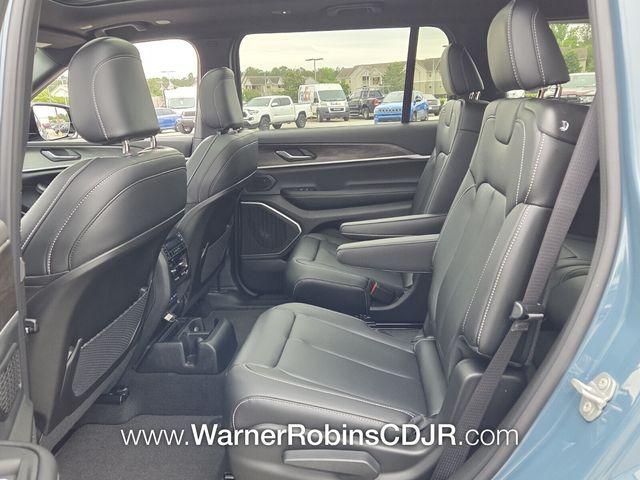 new 2026 Jeep Grand Cherokee L car, priced at $44,394