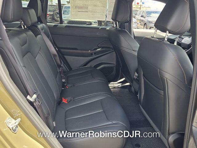 new 2026 Jeep Cherokee car, priced at $39,999