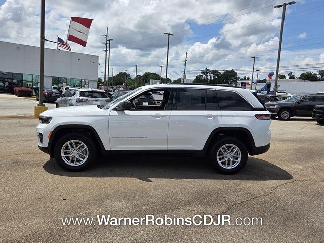 new 2026 Jeep Grand Cherokee car, priced at $36,405