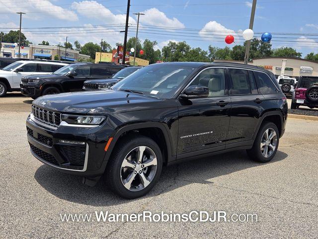 new 2026 Jeep Grand Cherokee car, priced at $47,351