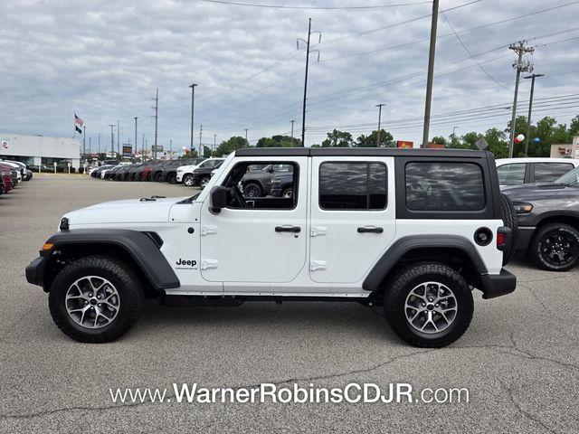 new 2026 Jeep Wrangler car, priced at $47,397