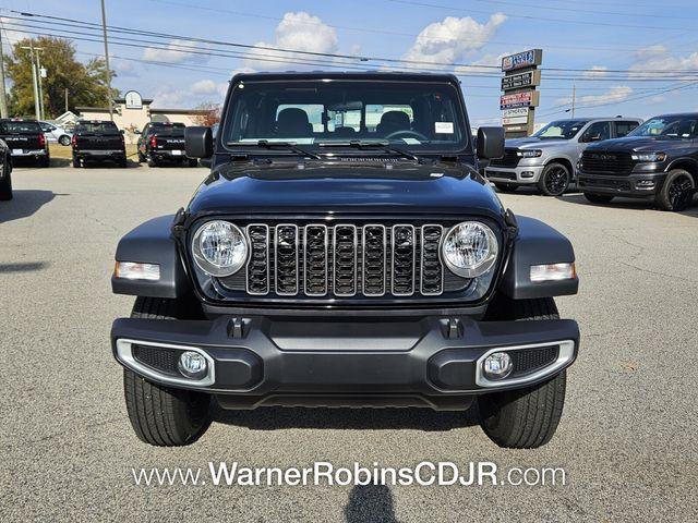new 2026 Jeep Gladiator car, priced at $40,212