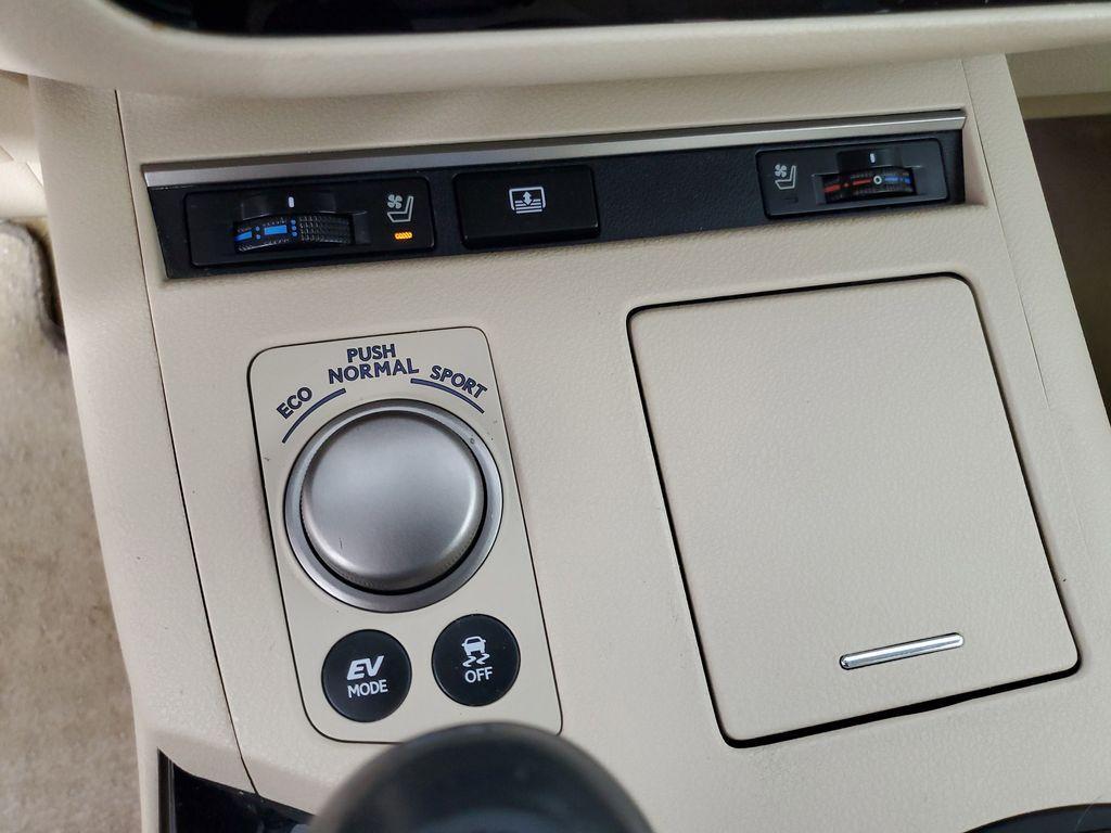 used 2014 Lexus ES 300h car, priced at $10,750