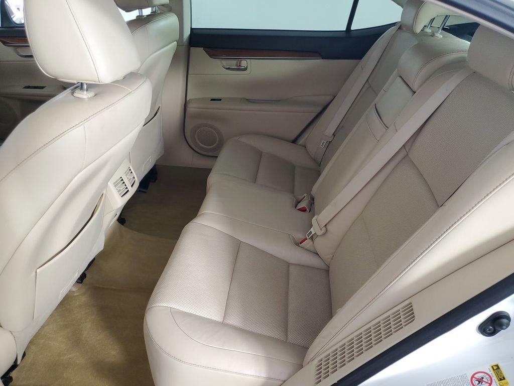 used 2014 Lexus ES 300h car, priced at $10,750