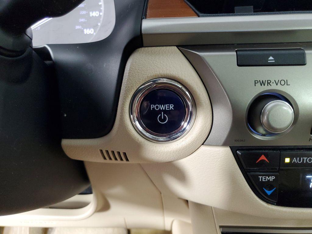 used 2014 Lexus ES 300h car, priced at $10,750