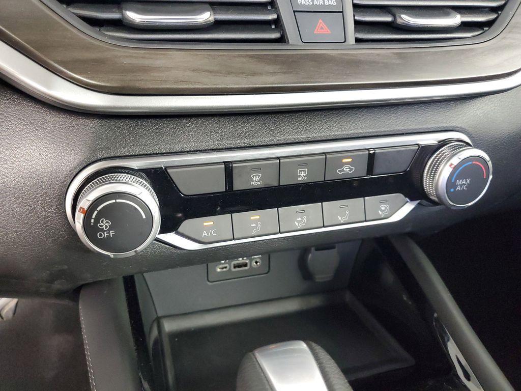 used 2023 Nissan Altima car, priced at $19,331