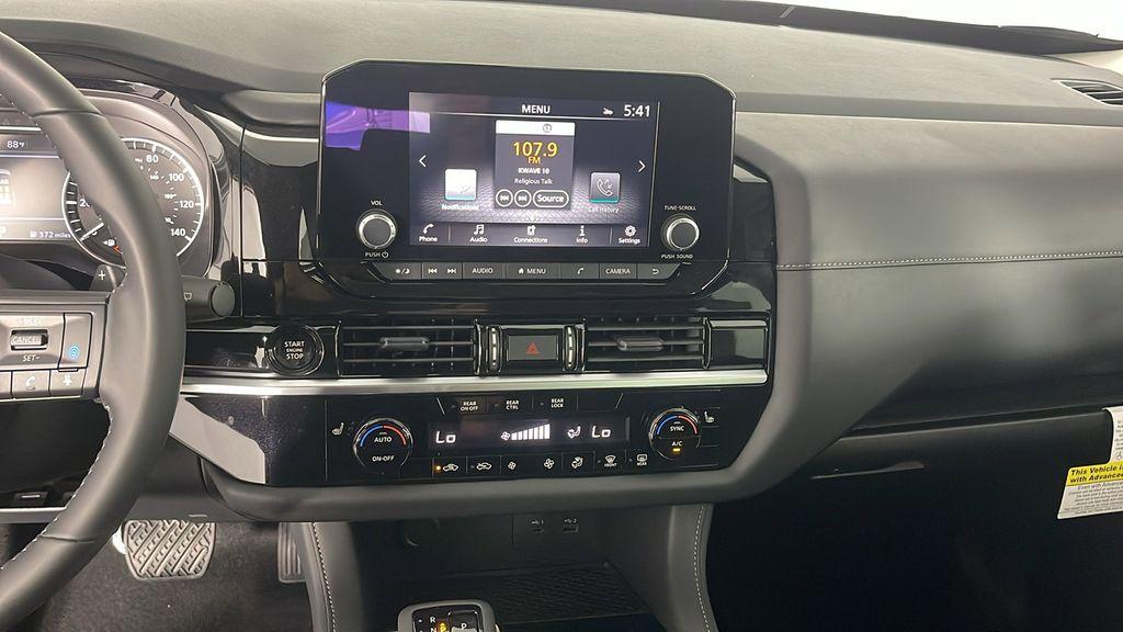 new 2025 Nissan Pathfinder car, priced at $33,437