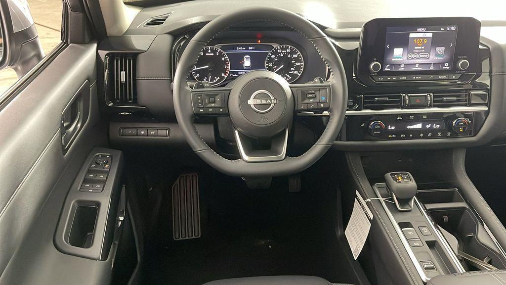 new 2025 Nissan Pathfinder car, priced at $33,437