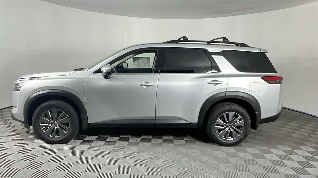 new 2025 Nissan Pathfinder car, priced at $33,437
