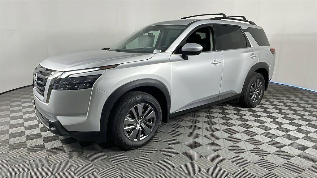 new 2025 Nissan Pathfinder car, priced at $33,437