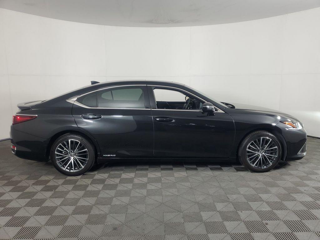 used 2022 Lexus ES 300h car, priced at $34,431