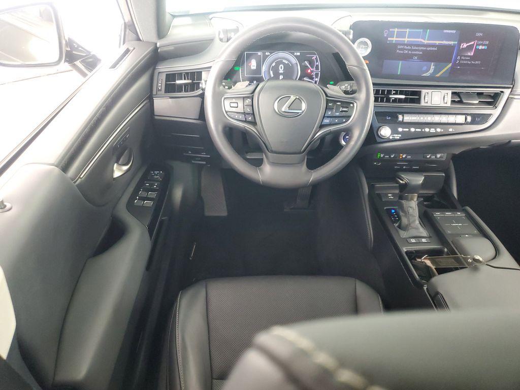 used 2022 Lexus ES 300h car, priced at $34,431