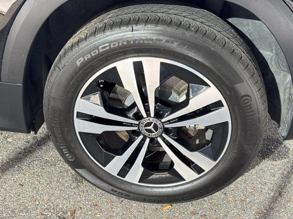 used 2024 Mercedes-Benz GLB 250 car, priced at $36,705