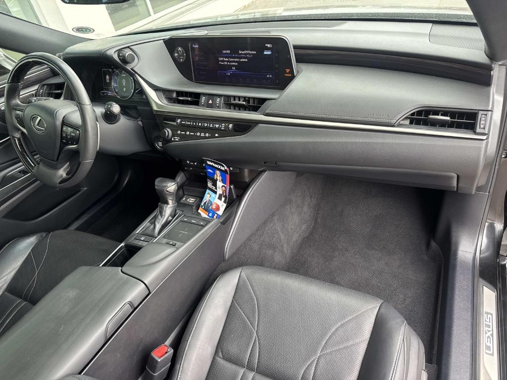 used 2020 Lexus ES 350 car, priced at $30,903
