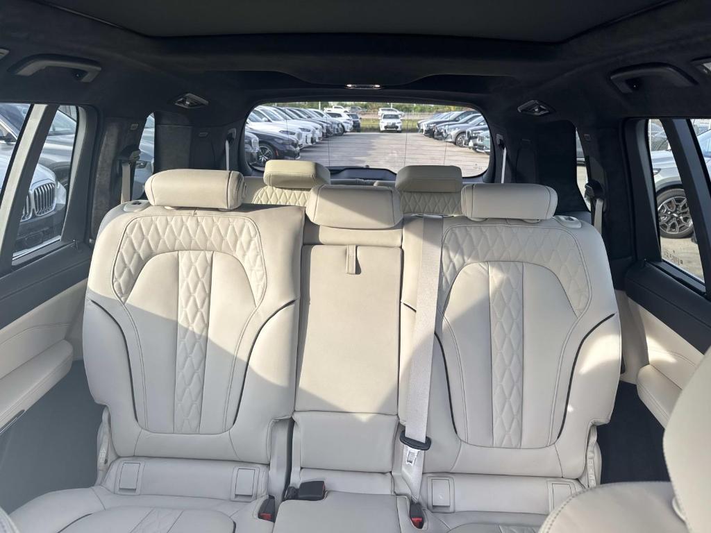 new 2026 BMW X7 car, priced at $104,455