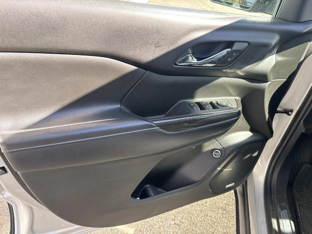 used 2017 GMC Acadia car, priced at $16,305