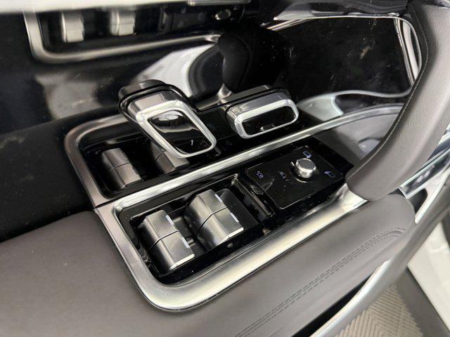 new 2026 Land Rover Range Rover car, priced at $140,257