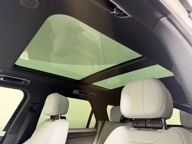 new 2026 Land Rover Range Rover Sport car, priced at $90,341