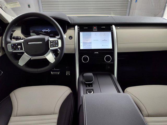 used 2025 Land Rover Discovery car, priced at $59,994