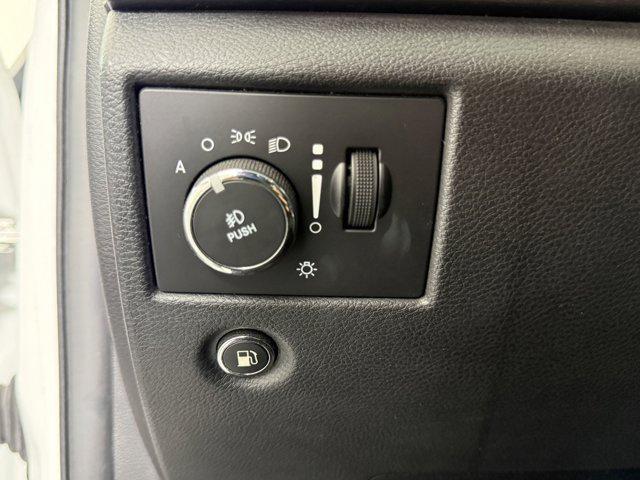 used 2015 Jeep Grand Cherokee car, priced at $9,999