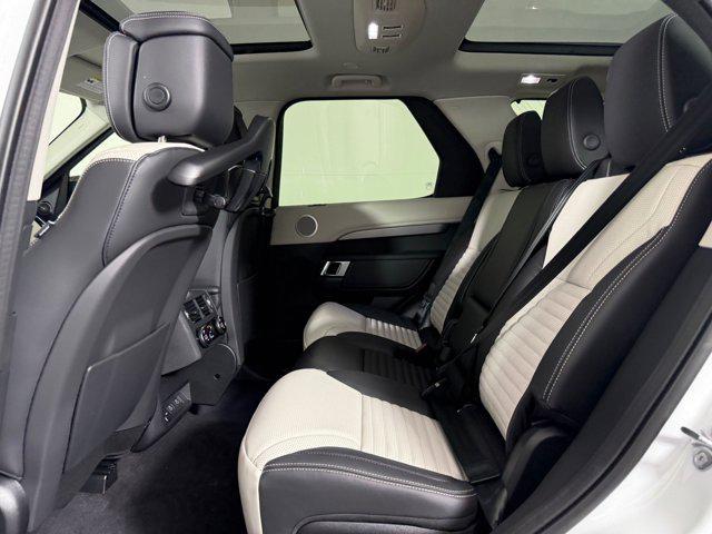 new 2026 Land Rover Discovery car, priced at $77,922