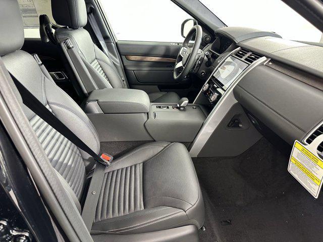 used 2025 Land Rover Discovery car, priced at $55,219