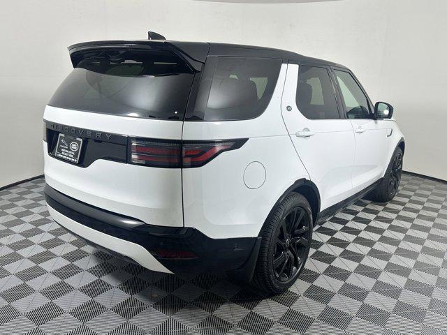 used 2025 Land Rover Discovery car, priced at $59,217