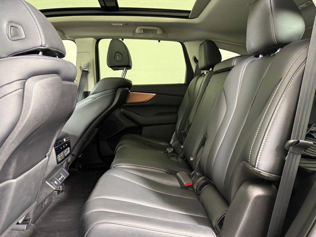 used 2022 Acura MDX car, priced at $34,223