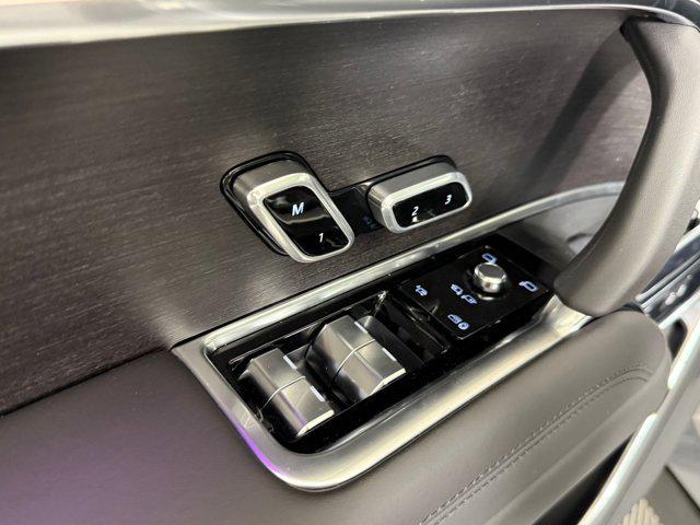 new 2026 Land Rover Range Rover car, priced at $124,101