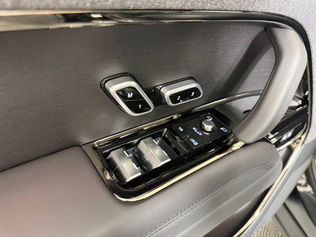 new 2026 Land Rover Range Rover Sport car, priced at $95,421