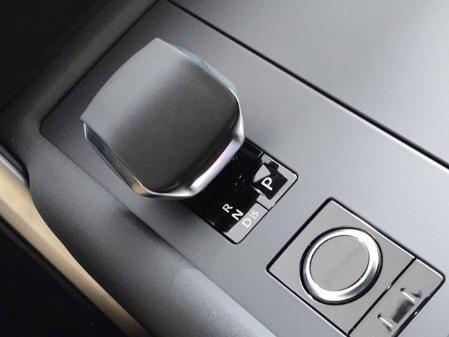 used 2025 Land Rover Discovery car, priced at $58,220