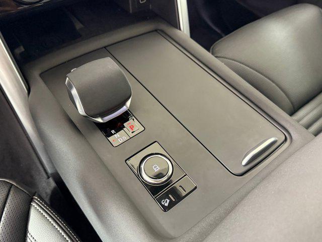 used 2025 Land Rover Discovery car, priced at $55,219
