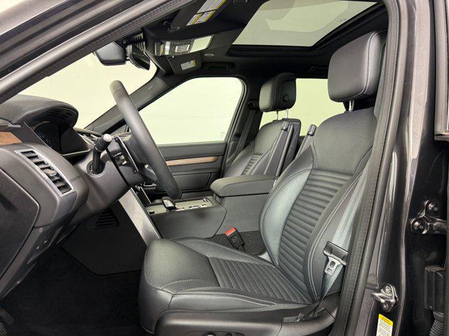 used 2025 Land Rover Discovery car, priced at $55,219
