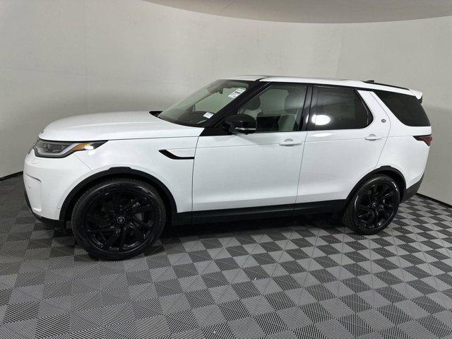 used 2025 Land Rover Discovery car, priced at $46,220