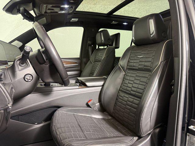 used 2022 Cadillac Escalade ESV car, priced at $57,998