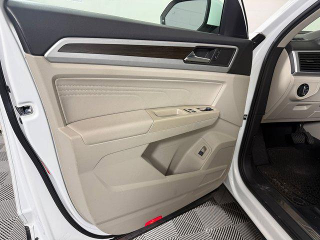 used 2021 Volkswagen Atlas car, priced at $18,999