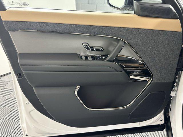 new 2025 Land Rover Range Rover Sport car, priced at $115,033