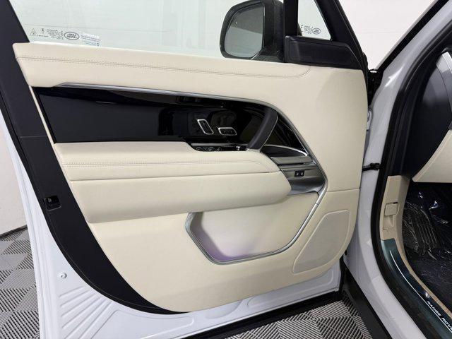 new 2026 Land Rover Range Rover car, priced at $161,086