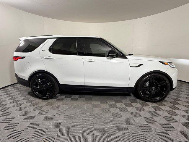 new 2026 Land Rover Discovery car, priced at $74,866