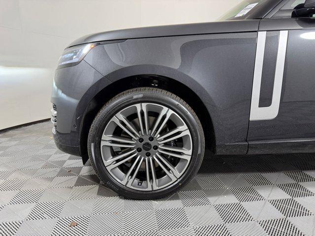 new 2026 Land Rover Range Rover car, priced at $184,031