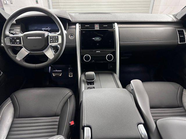 used 2024 Land Rover Discovery car, priced at $59,245