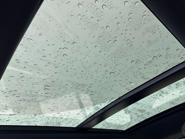 used 2022 Land Rover Range Rover car, priced at $49,996