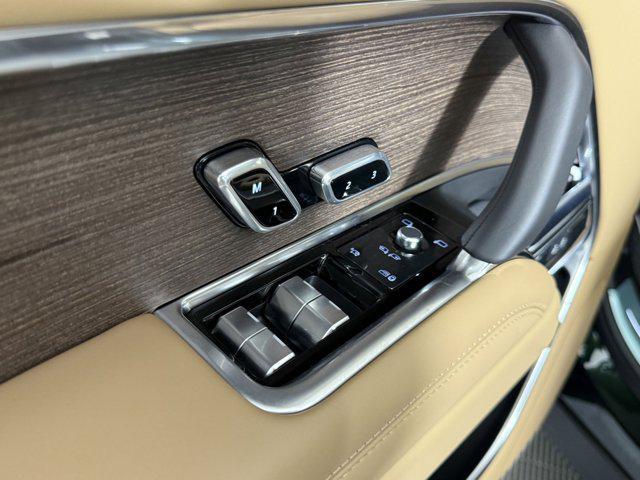 new 2026 Land Rover Range Rover car, priced at $162,601