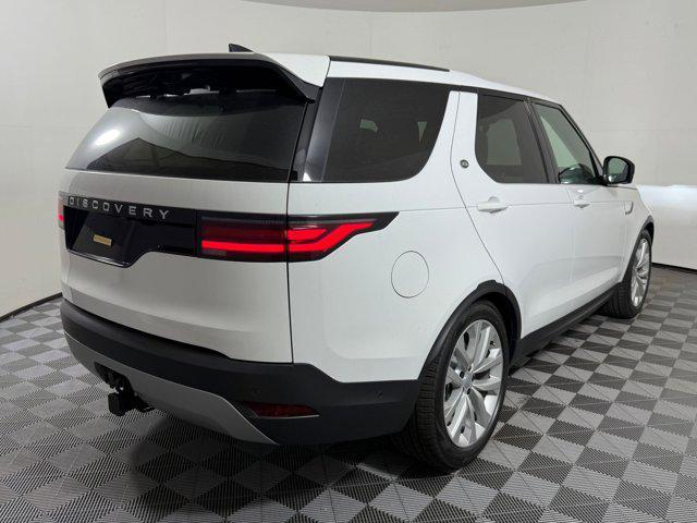new 2026 Land Rover Discovery car, priced at $67,556